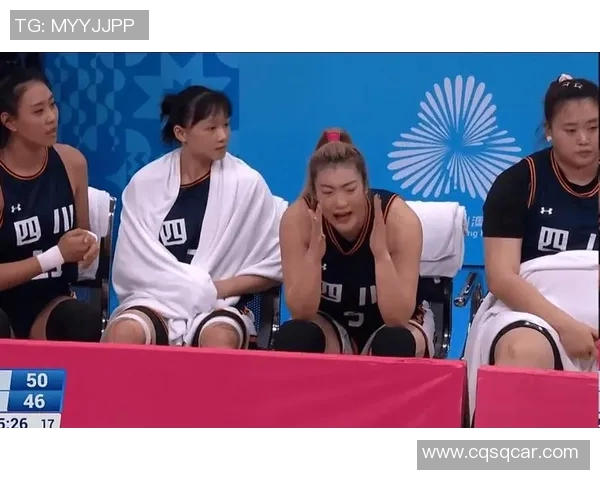 李梦因伤缺席亚洲杯阿刁依然热爱足球赛事激情不减